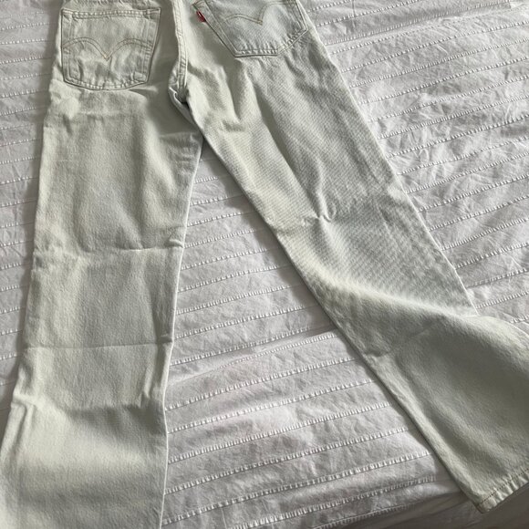 Levi's Wedgie Straight High rise Jeans NWT - Picture 2 of 3